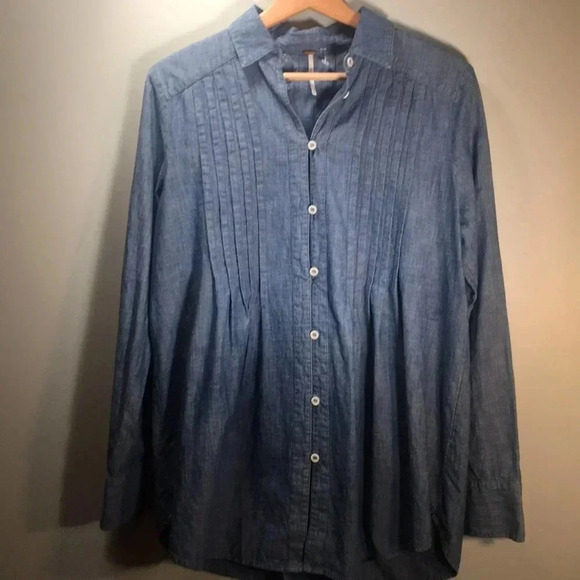 Free People Chambray oversized fit size s/p EUC - Picture 2 of 8